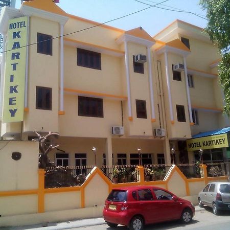 Hotel Kartikey Divisione di Divisione di Jaipur Esterno foto