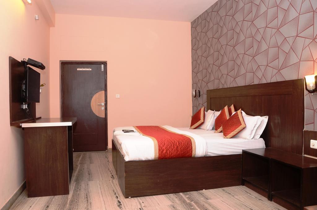 Hotel Kartikey Divisione di Divisione di Jaipur Esterno foto