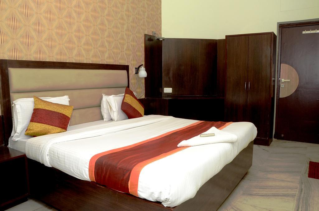 Hotel Kartikey Divisione di Divisione di Jaipur Esterno foto