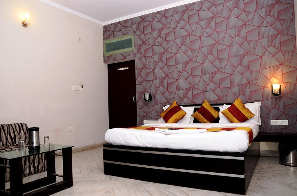 Hotel Kartikey Divisione di Divisione di Jaipur Esterno foto