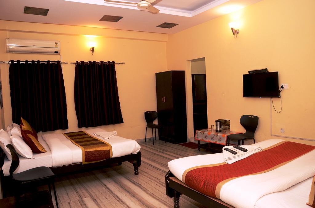 Hotel Kartikey Divisione di Divisione di Jaipur Esterno foto