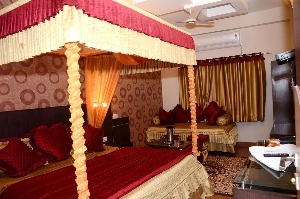 Hotel Kartikey Divisione di Divisione di Jaipur Esterno foto
