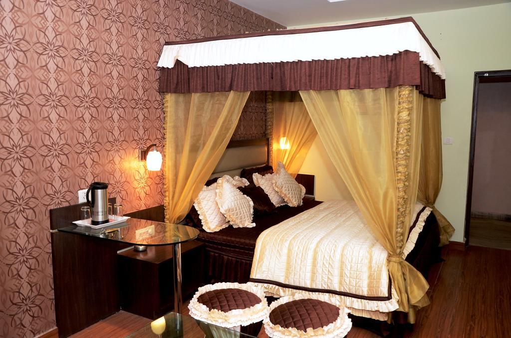 Hotel Kartikey Divisione di Divisione di Jaipur Esterno foto